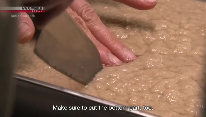 Cut and serve the sesame tofu.