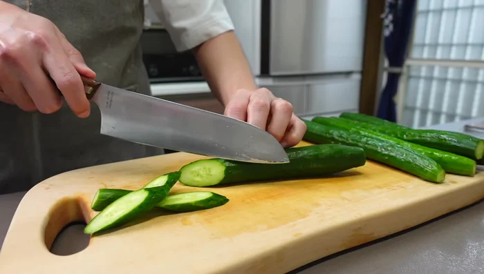 Cut cucumber into thick slices.