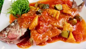Crispy Sweet & Sour Fish: Easy Chinese Recipe