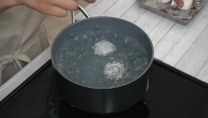 Boil until the mochi balls float to the surface, then continue boiling for another 2 minutes (approximately 4 minutes total).