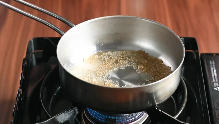 Make the caramel sauce: Add 1 tbsp turbinado sugar to a saucepan. Add 1/3 of 4 tbsp water and warm over medium heat until deep amber. Add remaining water (carefully!), then reduce heat and add soy sauce, sake, mirin, and honey. Simmer until a runny syrup consistency.