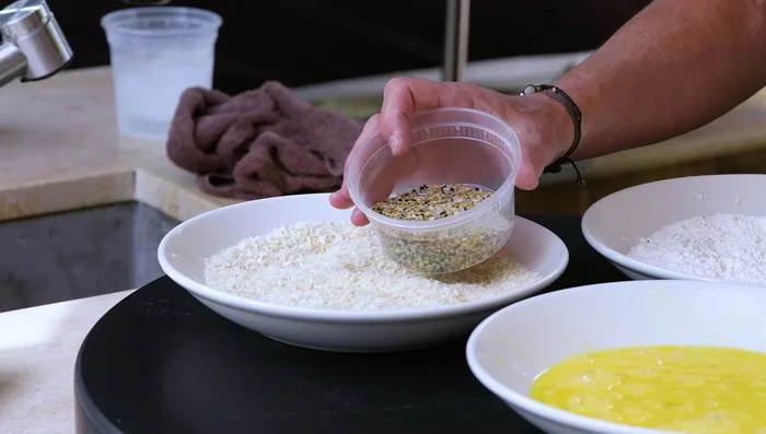 Mix panko bread crumbs with everything bagel seasoning.