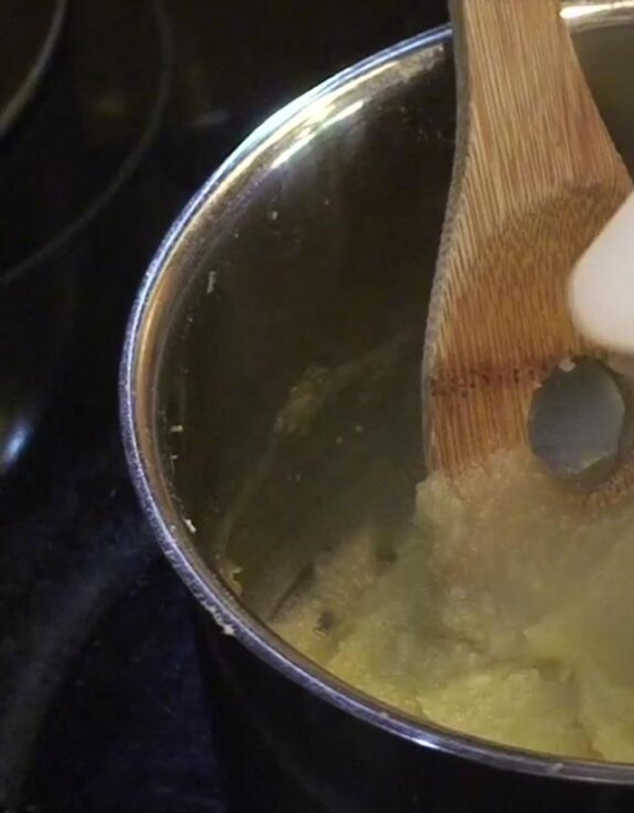 Add the chestnuts and mix well.