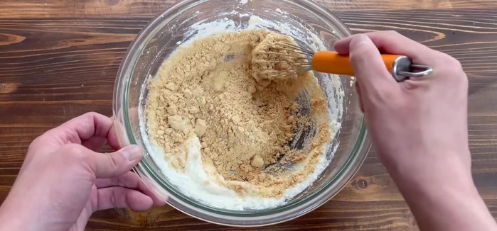 Mix all ingredients thoroughly.