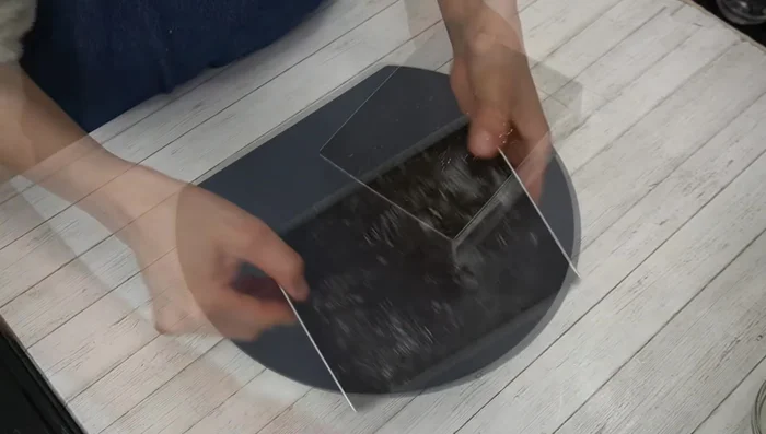 Remove from the container. Wet your fingers and the knife blade with water to prevent sticking when cutting into bite-sized pieces.