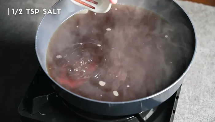 Turn off heat, add salt, and mix.