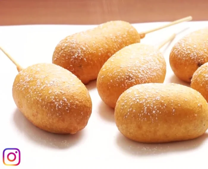 Let them sit for two minutes, then serve immediately with powdered sugar.