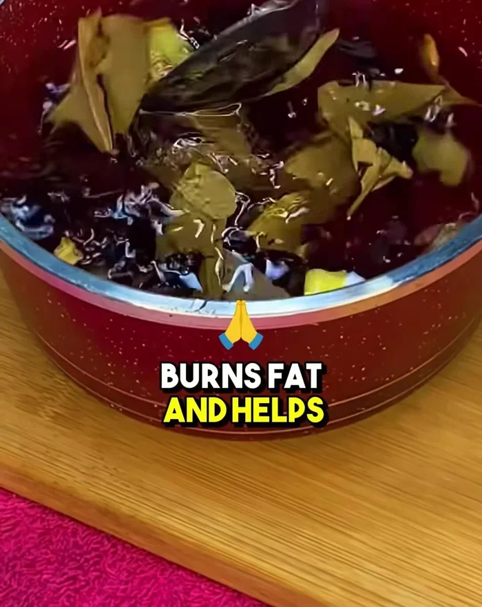 Boil everything for 10 to 15 minutes.