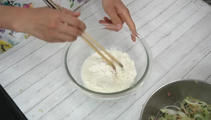 Remove chilled batter from refrigerator and gently mix with the ingredients.