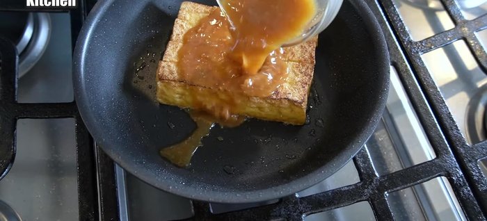 Add the miso sauce to the pan and cook until it thickens.