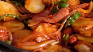 New Potato Neapolitan Stir-fry: A Junky Delight!