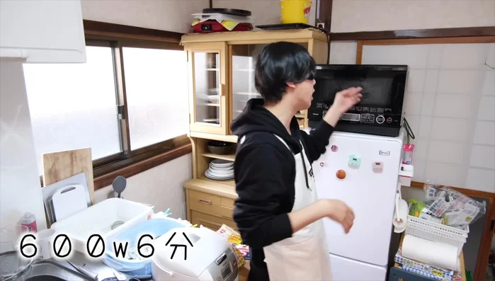 Microwave at 600W for 6 minutes, checking and potentially adding 30 seconds more if still slightly runny.