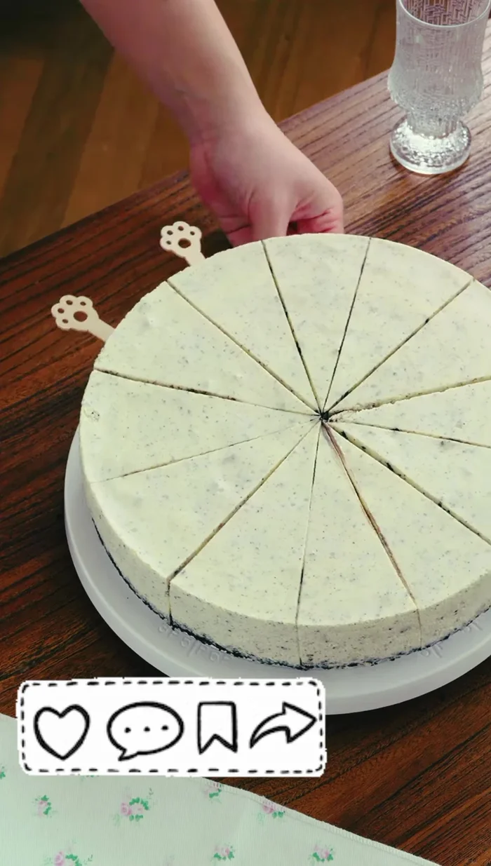 Slice evenly, insert wooden sticks, and freeze for 2 hours.
