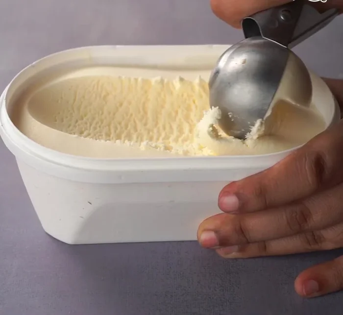 Add milk, egg, and vanilla extract to the dry ingredients, mix until combined.