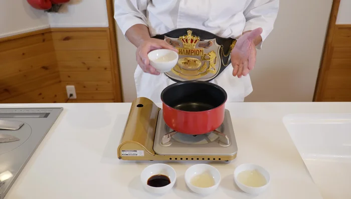 Make the kashi sauce: In a pan, combine cooking sake, soy sauce, mirin, and dashi stock. Bring to a boil and simmer for 2 minutes.
