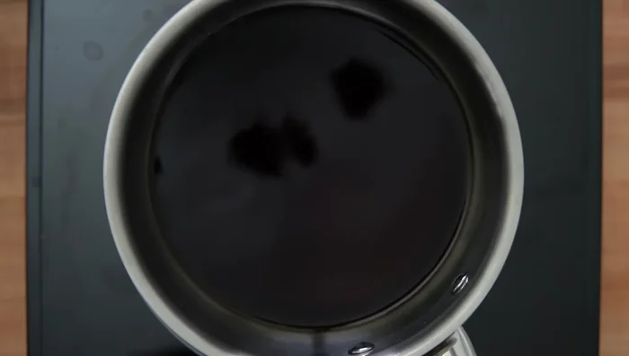 Make the tare: Combine water, soy sauce, sake, mirin, dashi powder (optional), umami extract, and salt in a pot. Heat until almost simmering, then remove from heat and stir.