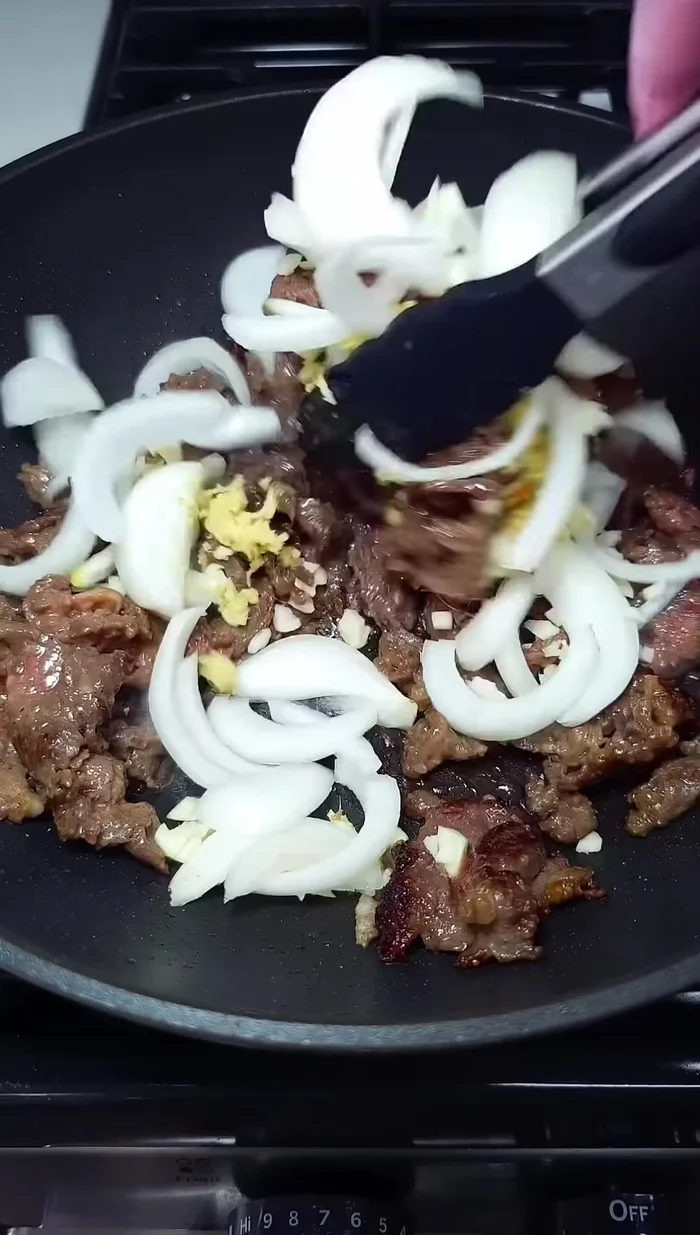 Add the Asian trinity (onions, garlic, ginger) and cook for about 1-2 minutes. (Start: 71.92)
