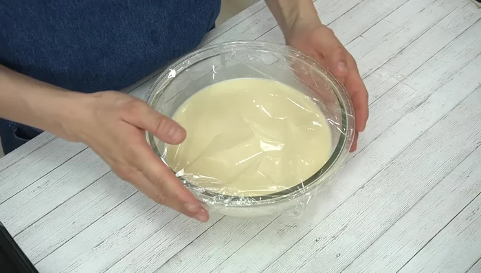 Cover and refrigerate the batter for 1 hour.
