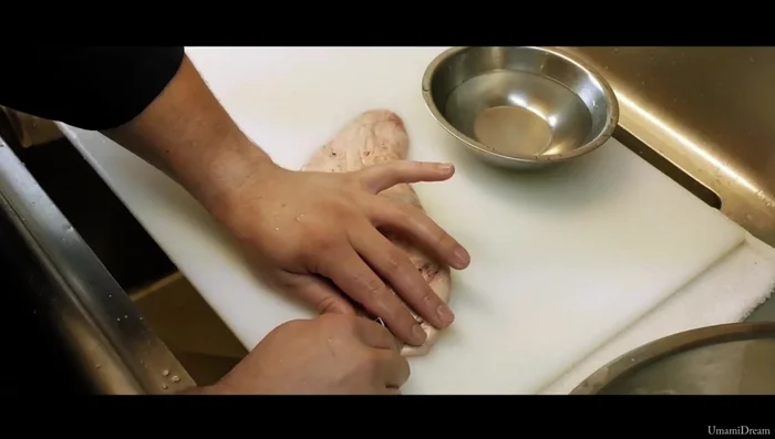 Devein and remove any parasites. A bowl of water can help with tissue and vein removal.