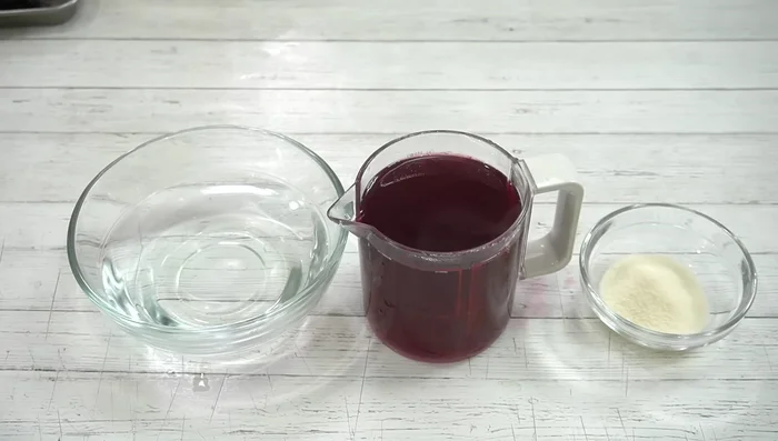 Remove from heat and stir in lemon juice. (450.44)